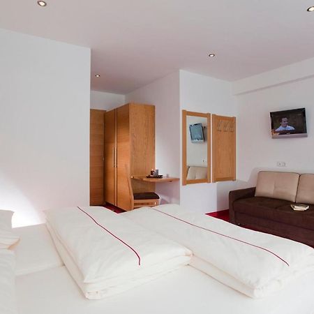 Hotel Garni Auriga Ischgl Buitenkant foto
